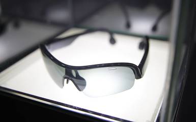 探訪韶音骨傳導耳機工廠 從眼鏡到未來，一場聽覺技術的革命